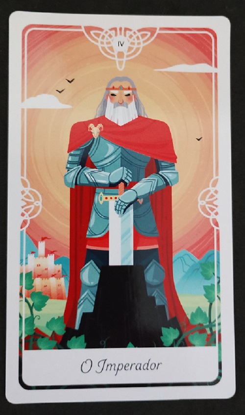 Rei Arthur com Excalibur, representando o Imperador
